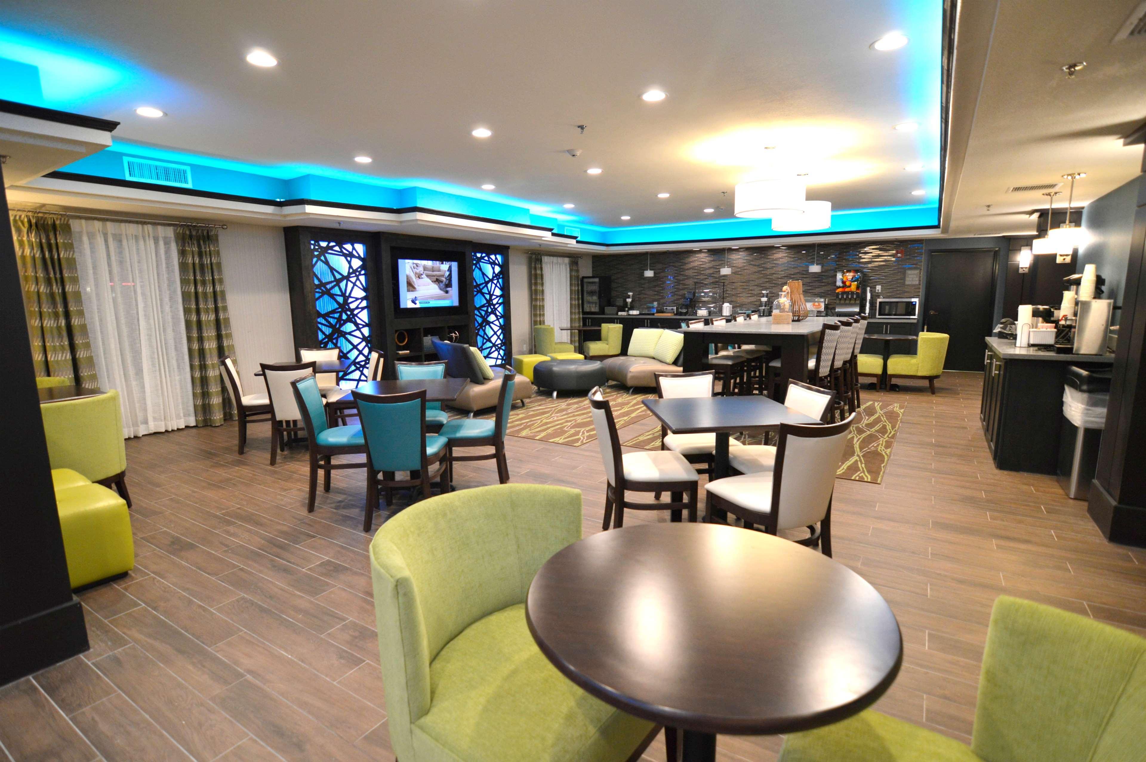 Best Western Plus Liberal Hotel & Suites Exterior foto